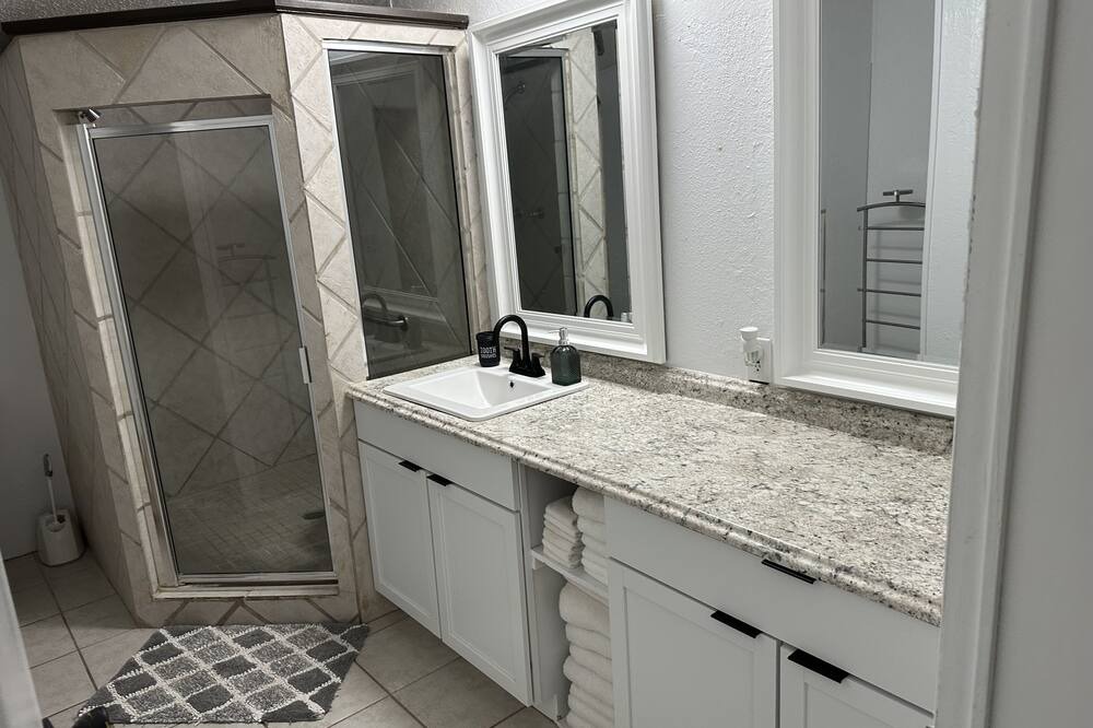 Photo of Bathroom in Merkel