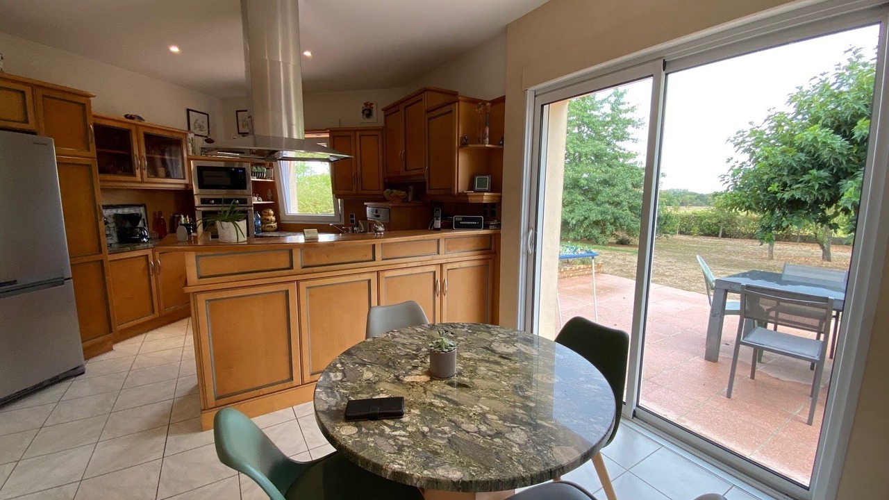 Photo of Others in Le Mesnil-en-Vallee