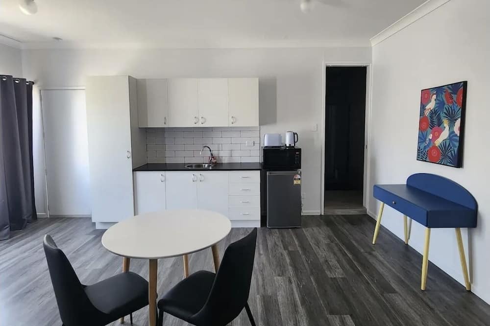 Photo of Others in Chilcotts Grass