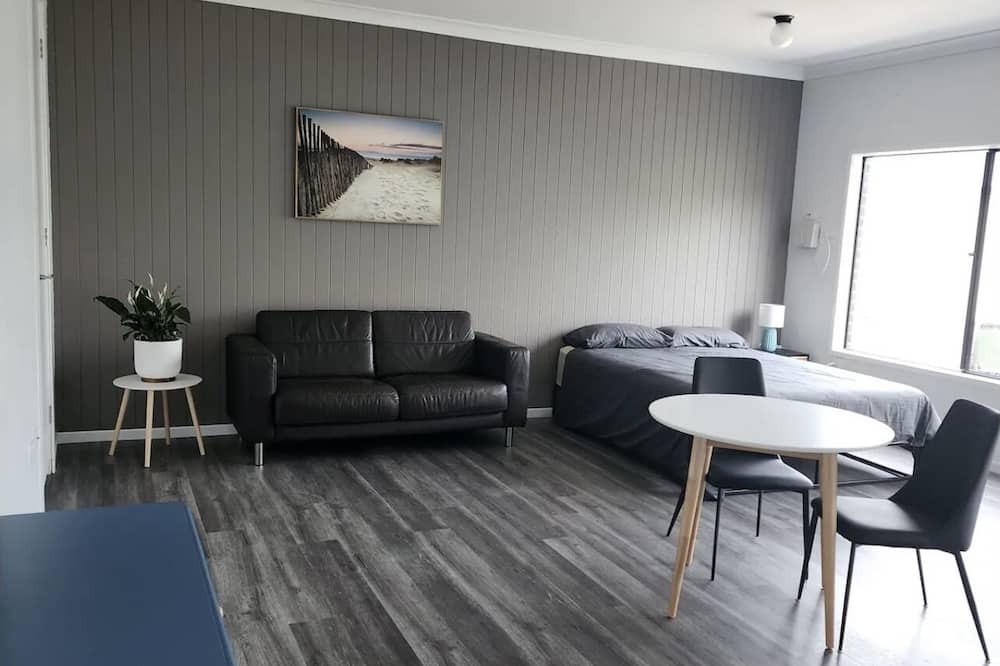 Photo of Outdoor in Chilcotts Grass