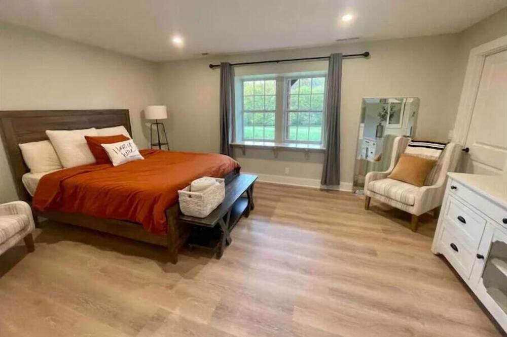 Photo of Bedroom in Thompson's Station