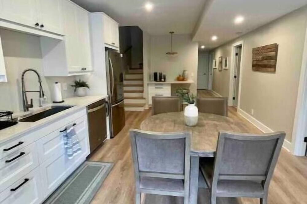 Photo of Kitchen in Thompson's Station