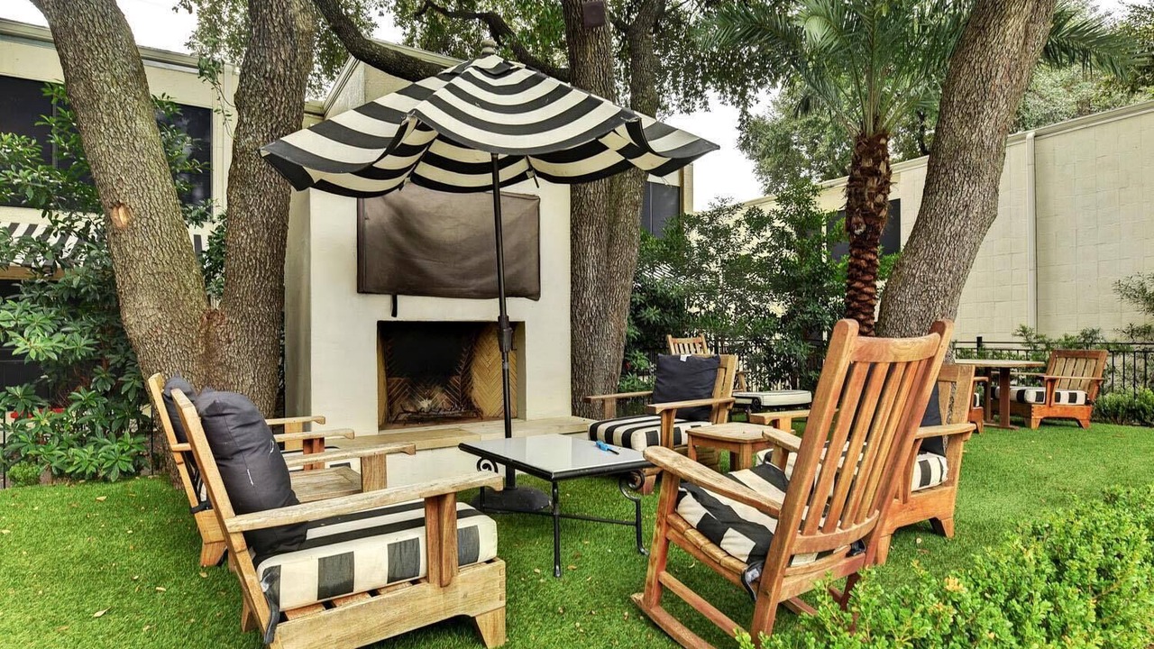 Photo of Outdoor in Brentwood