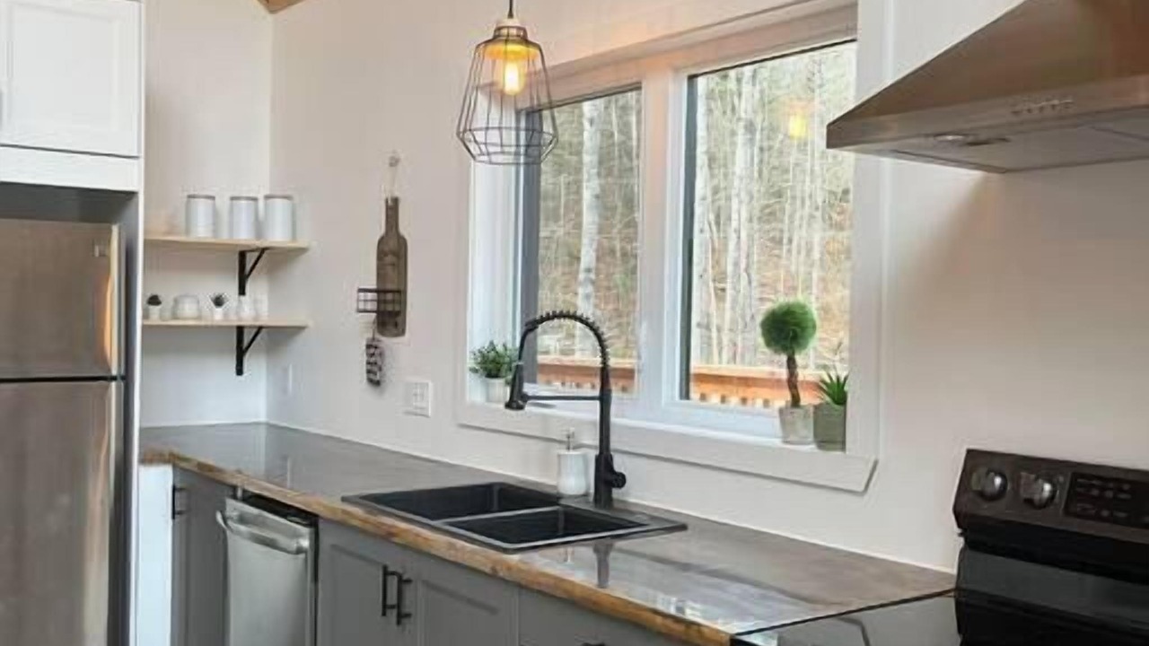 Photo of Kitchen in Saint-Alexis-des-Monts