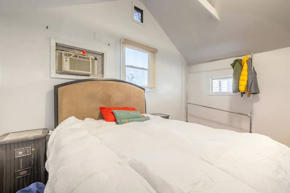 Photo of Bedroom in East Bronx