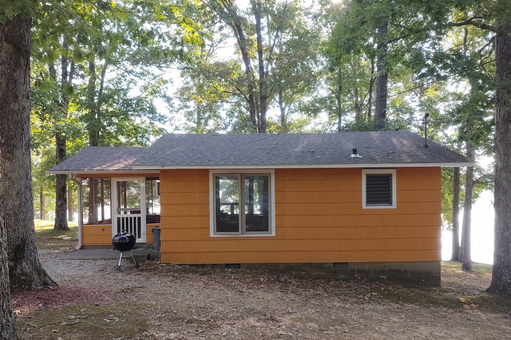 Photo of Outdoor in Benton