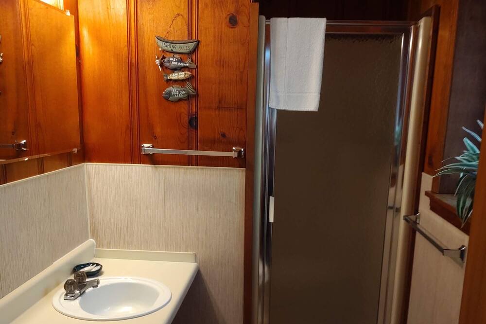 Photo of Bathroom in Benton
