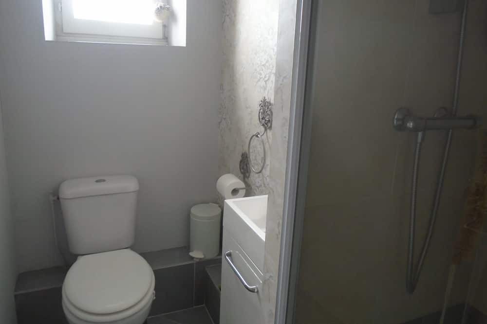 Photo of Bathroom in Saint-Valerien