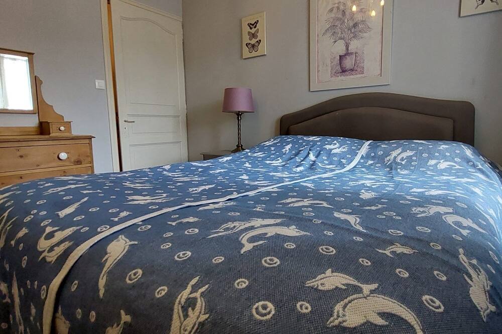 Photo of Bedroom in Saint-Valerien