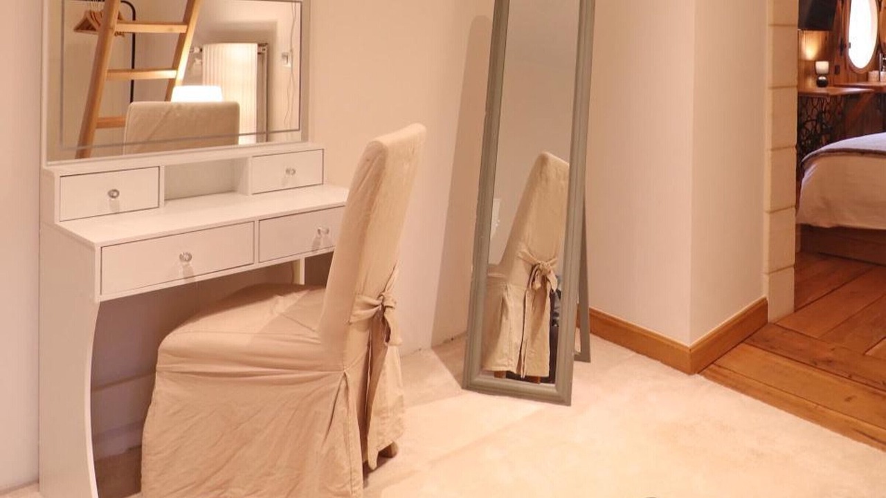 Photo of Others in Mace