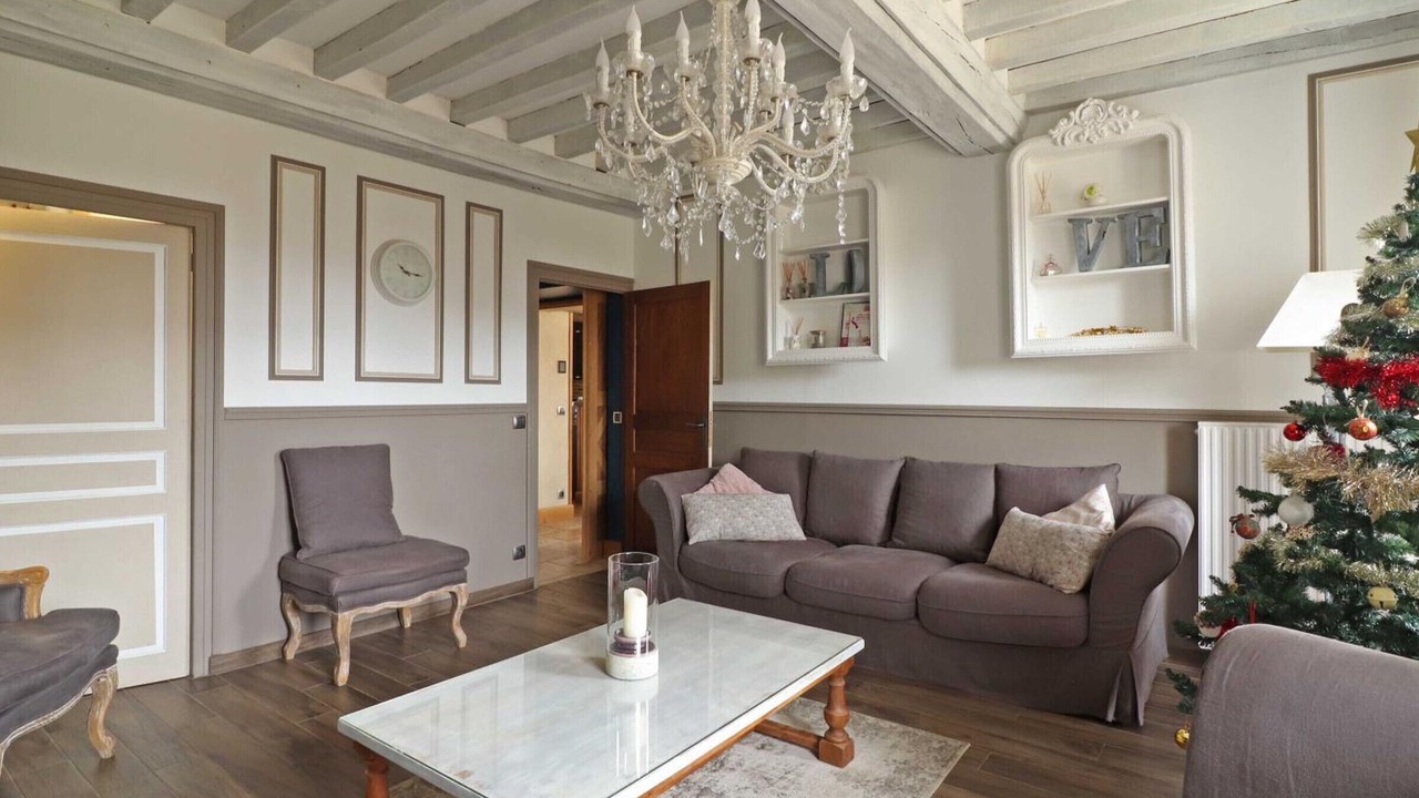 Photo of Others in Mace