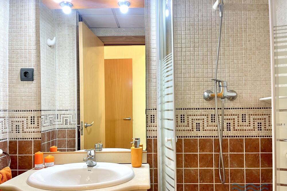 Photo of Bathroom in Reus