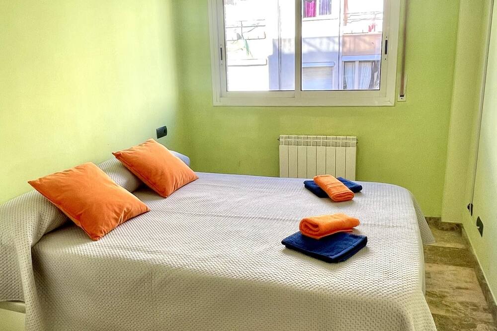 Photo of Bedroom in Reus