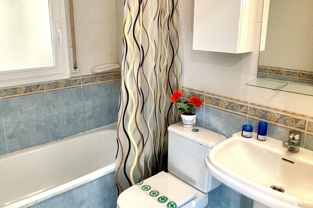 Photo of Bathroom in Reus