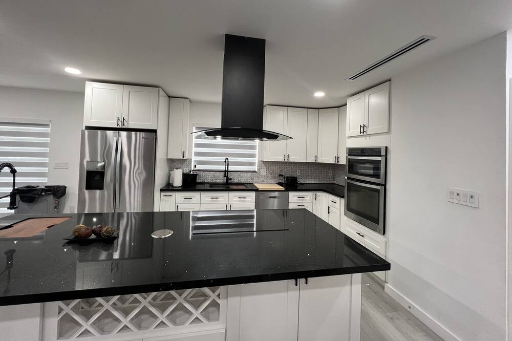 Photo of Kitchen in Biscayne Park