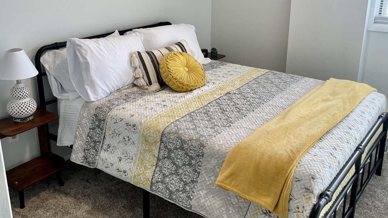 Photo of Bedroom in Lindsborg
