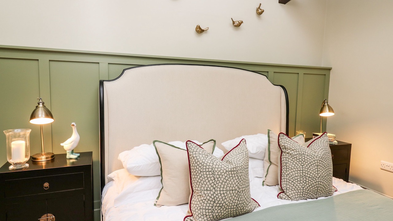 Photo of Others in Bow Street