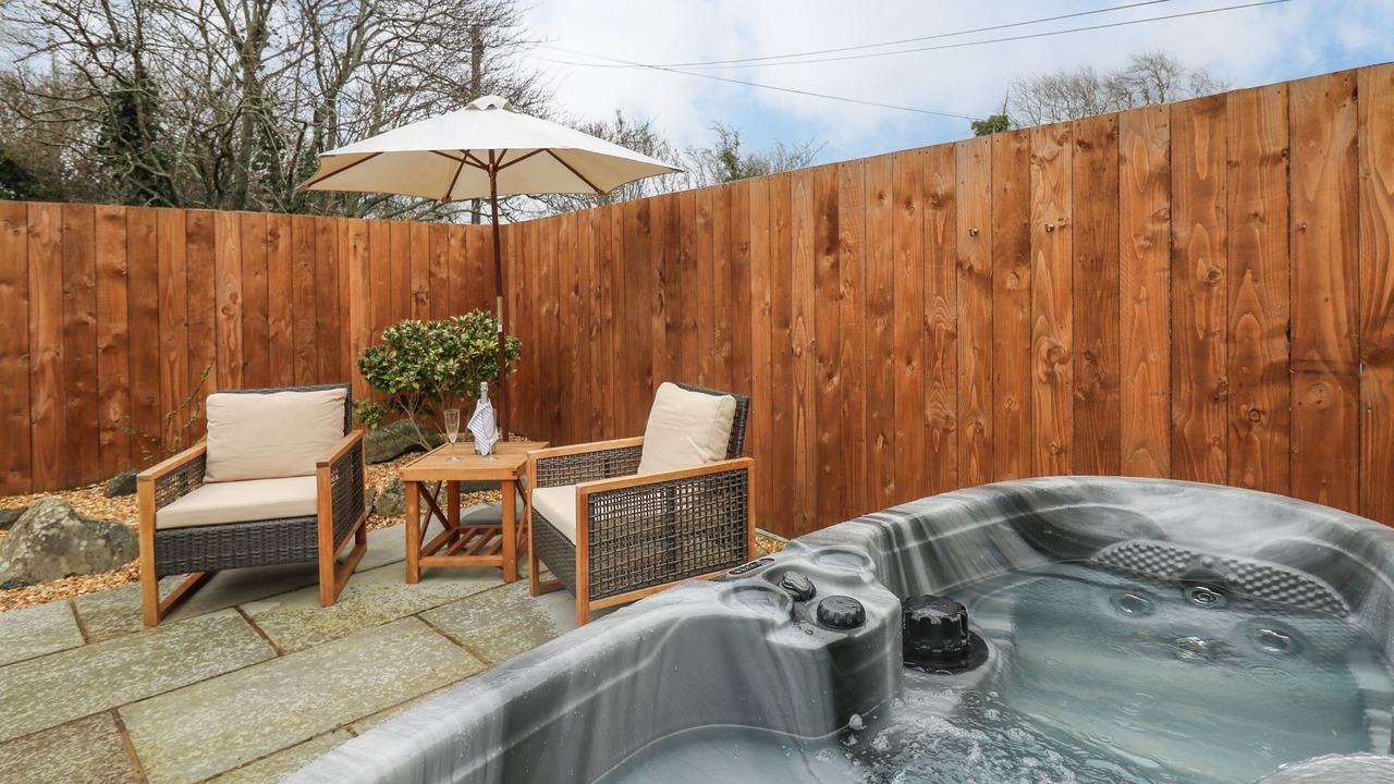 Photo of Others in Bow Street