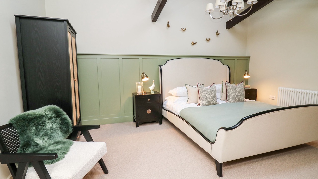 Photo of Others in Bow Street