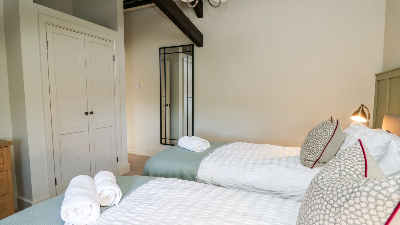 Photo of Others in Bow Street