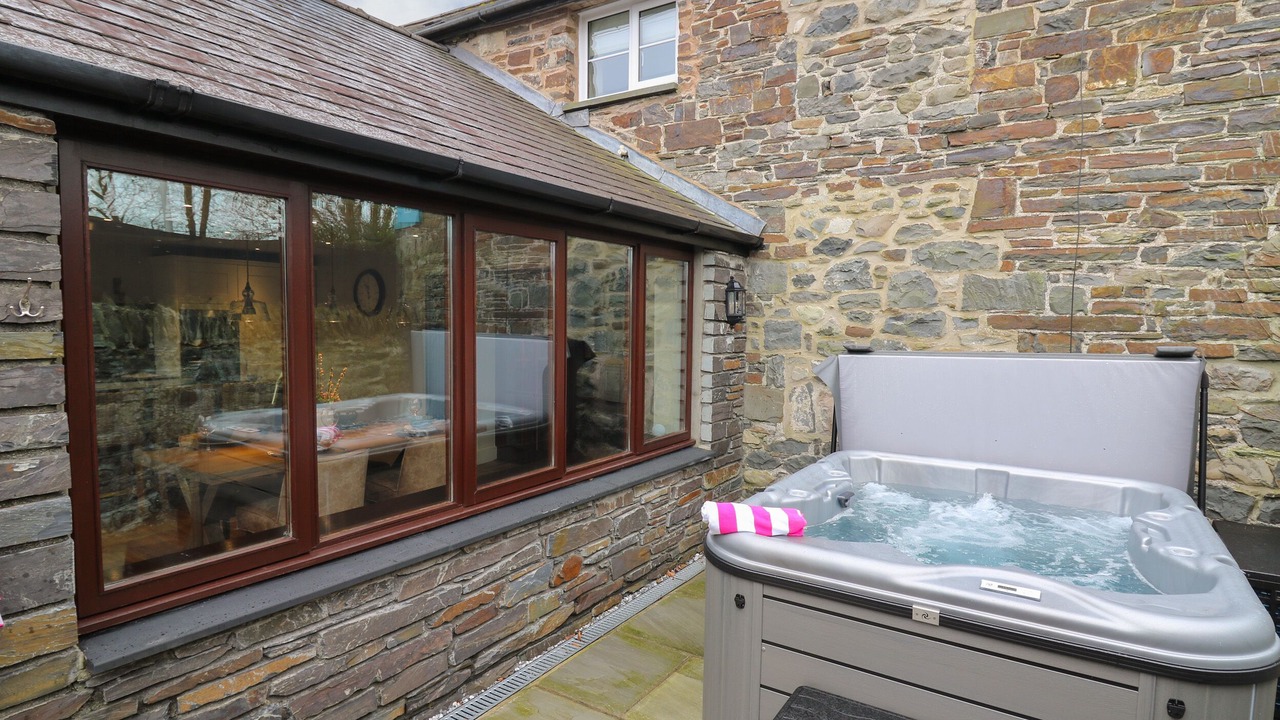 Photo of Others in Bow Street