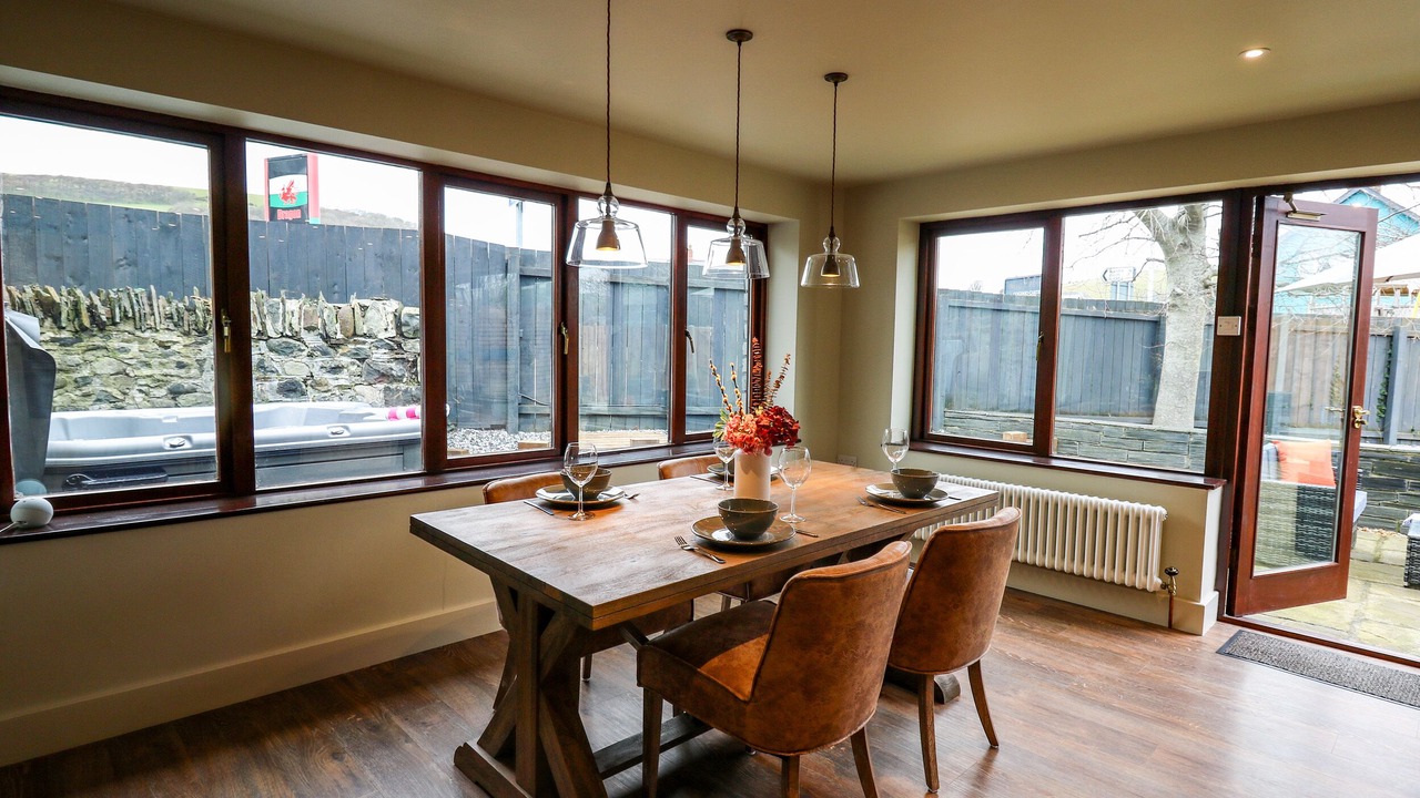 Photo of Others in Bow Street