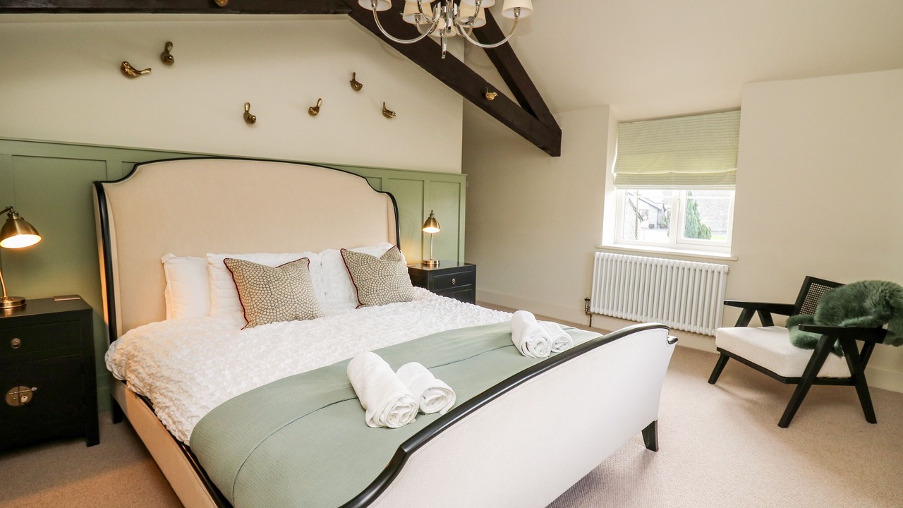 Photo of Others in Bow Street