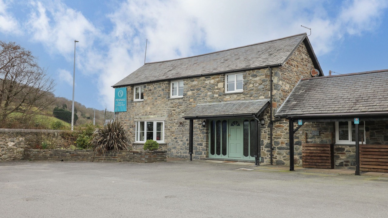 Photo of Outdoor in Bow Street