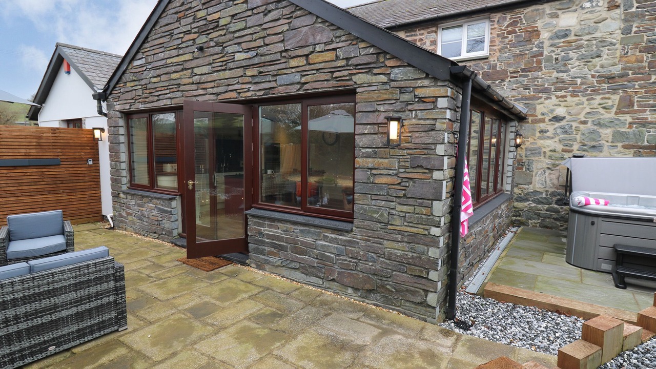 Photo of Others in Bow Street