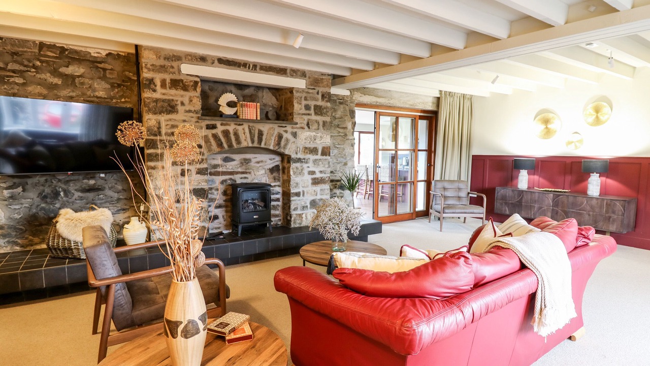 Photo of Others in Bow Street