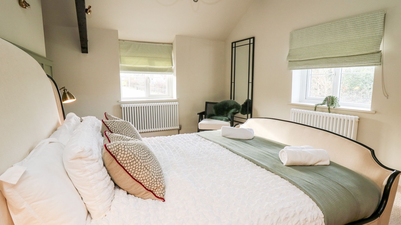 Photo of Others in Bow Street