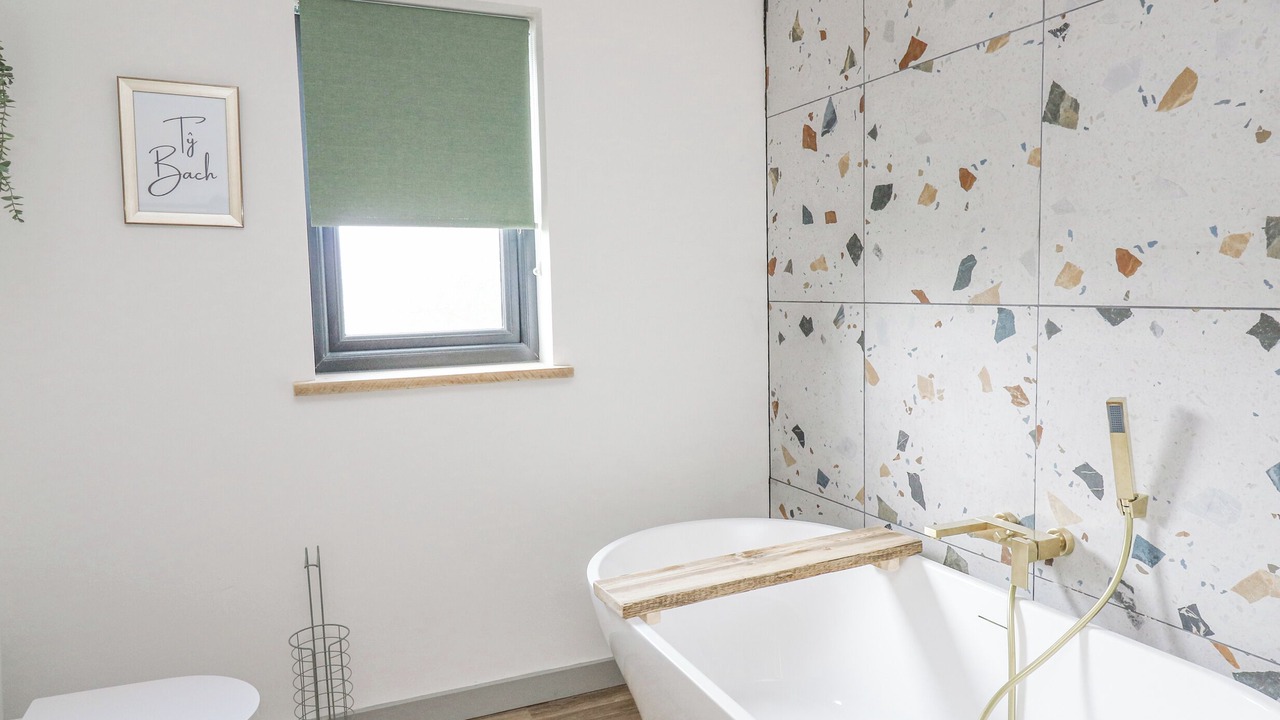 Photo of Others in Kingswood