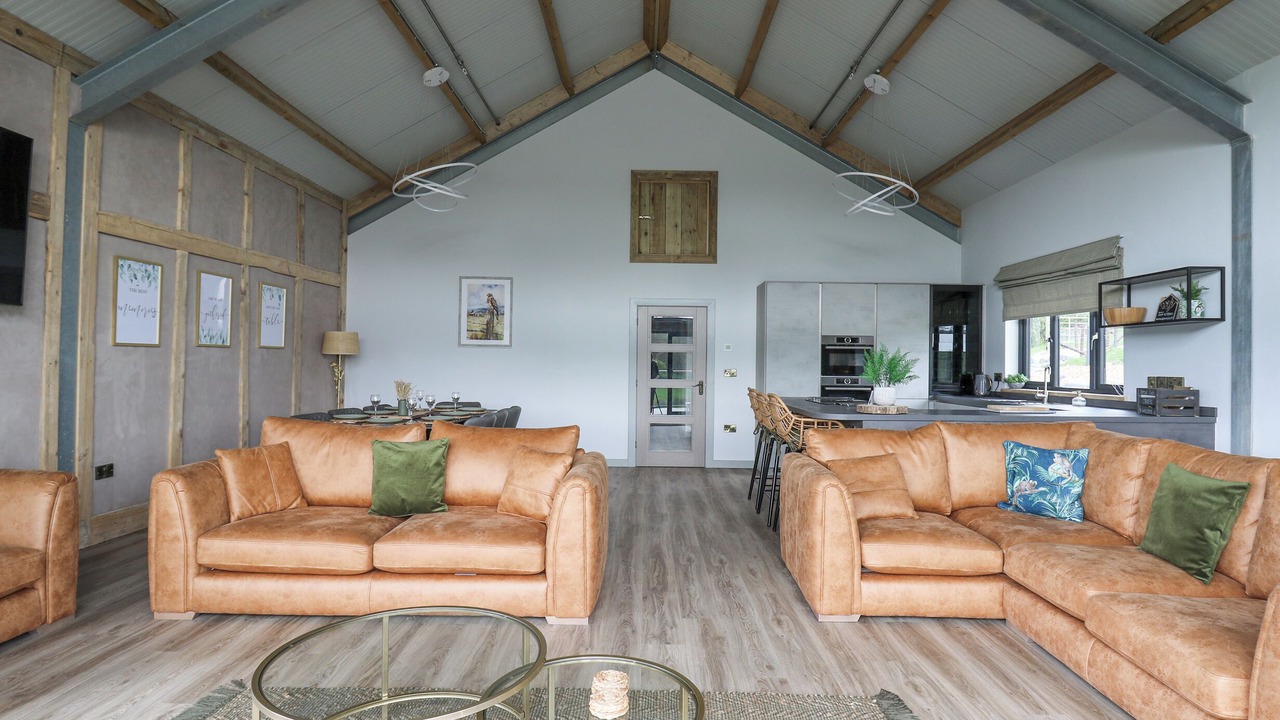 Photo of Others in Kingswood