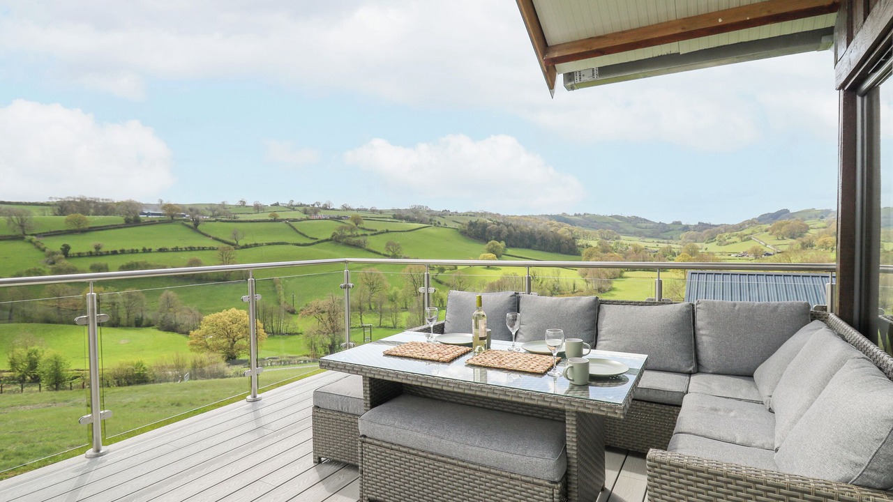 Photo of Others in Kingswood