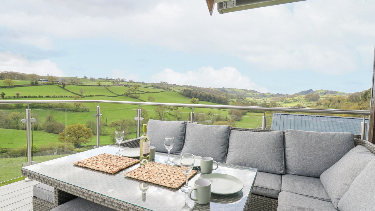 Photo of Others in Kingswood