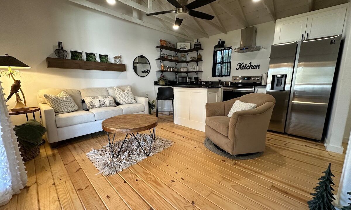 Photo of Livingroom in Longview