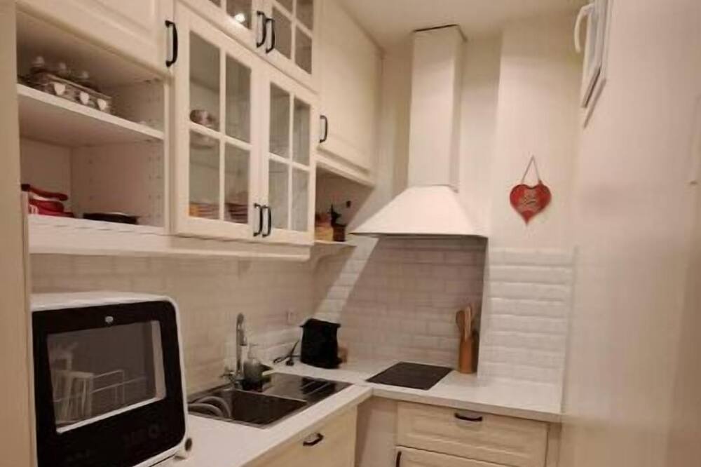 Photo of Kitchen in La Ferte-sous-Jouarre