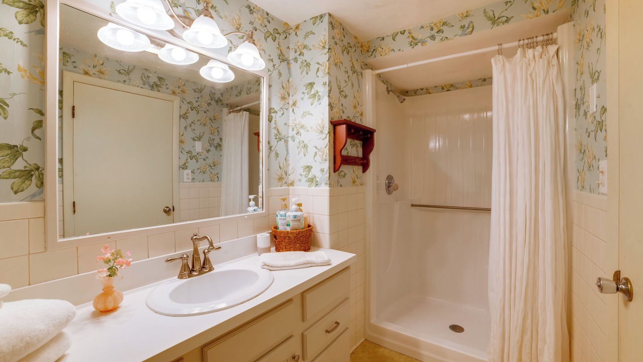 Photo of Others in Walton