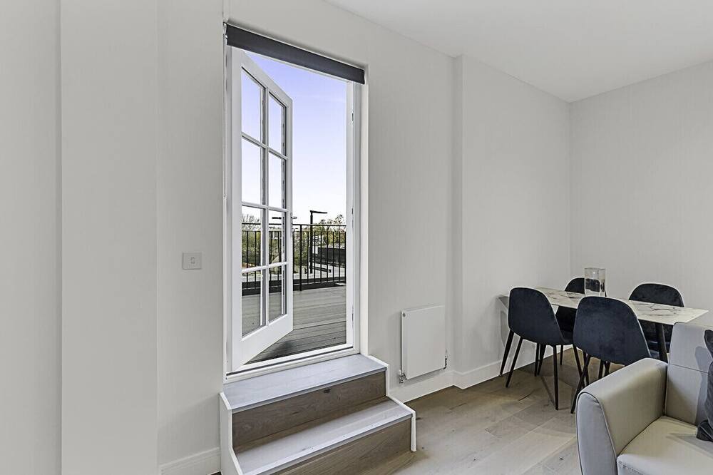 Photo of Others in Turnham Green