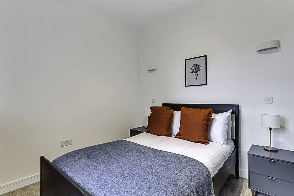 Photo of Bedroom in Turnham Green