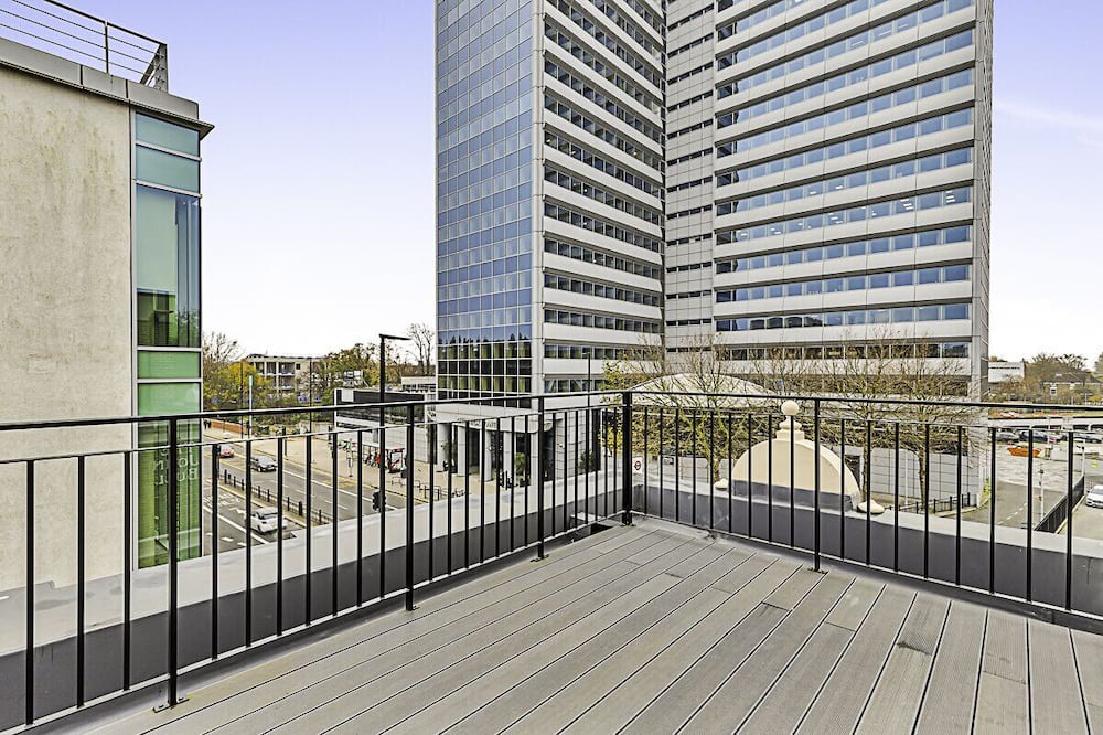 Photo of Outdoor in Turnham Green