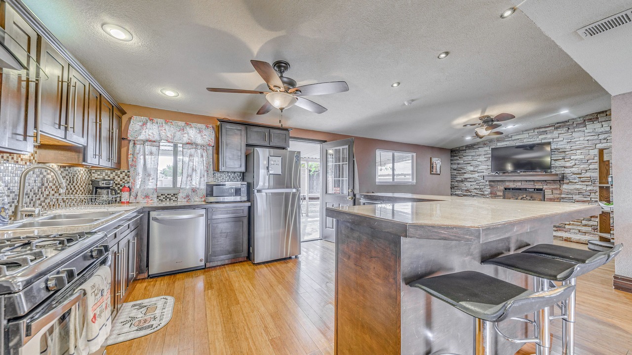 Photo of Kitchen in Alamogordo