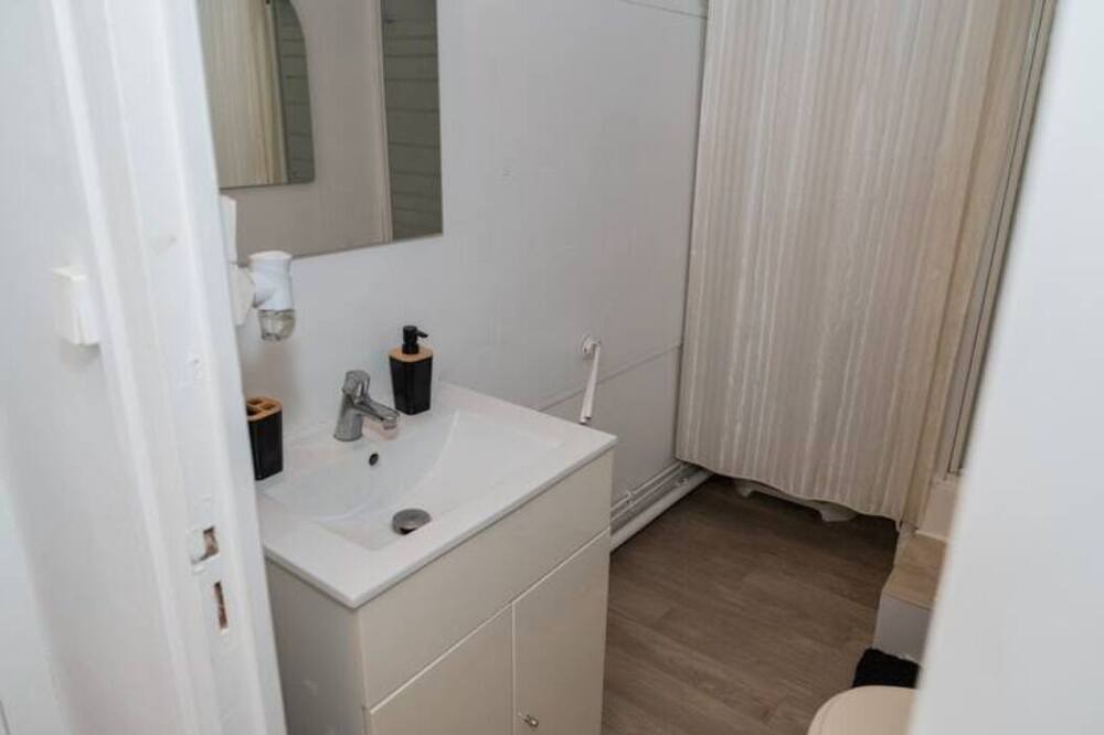 Photo of Bathroom in Beaugency