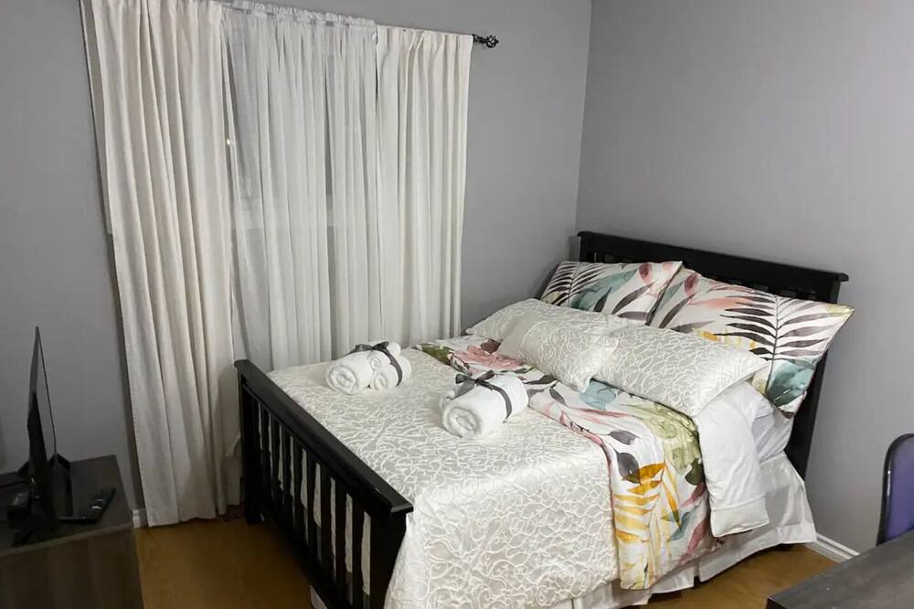 Photo of Bedroom in Brandon