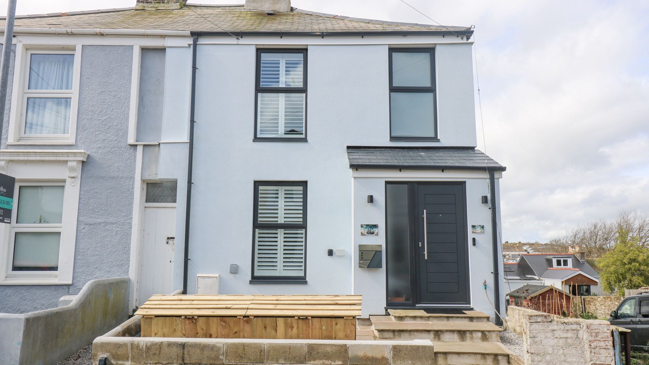 Photo of Outdoor in Mylor Churchtown