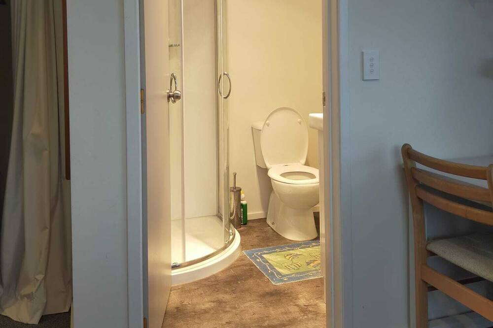 Photo of Bathroom in Whanganui