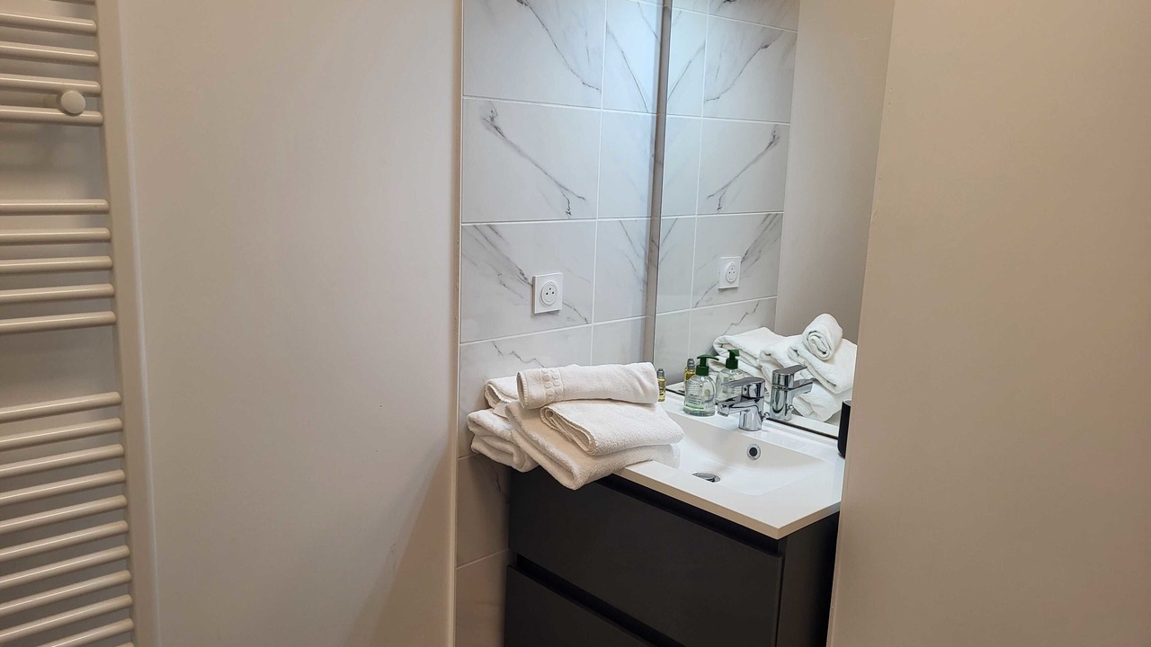 Photo of Others in Estanove