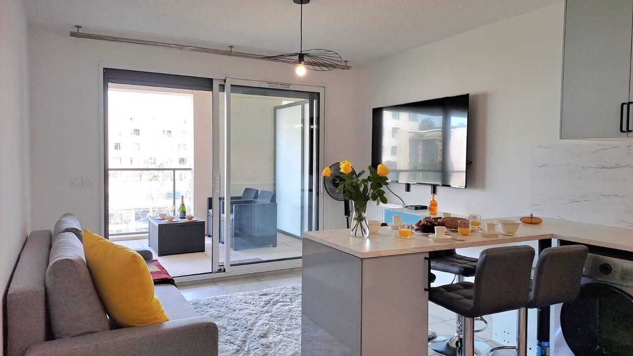 Photo of Others in Estanove