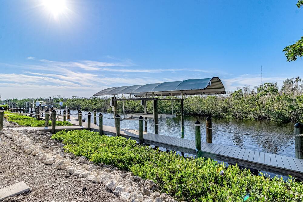 Photo of Others in Pine Island Center