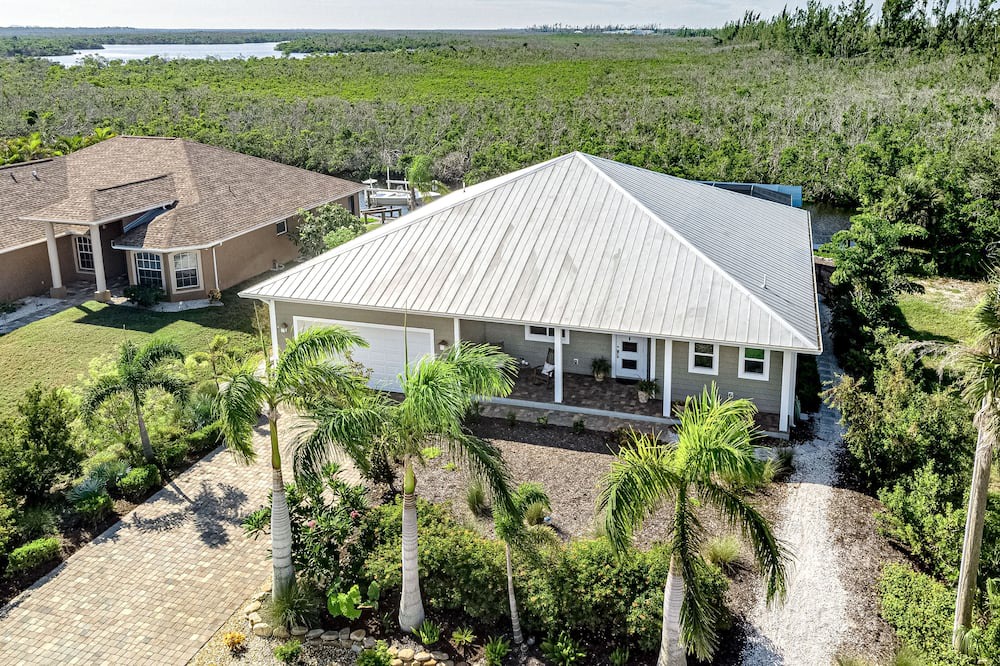Photo of Others in Pine Island Center